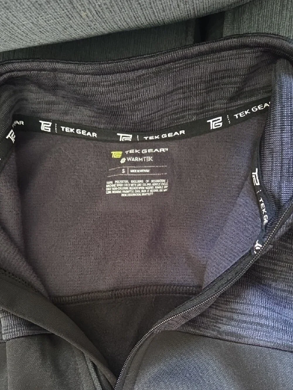 tek gear Men's Charcoal Heather Quarter-Zip Pullover